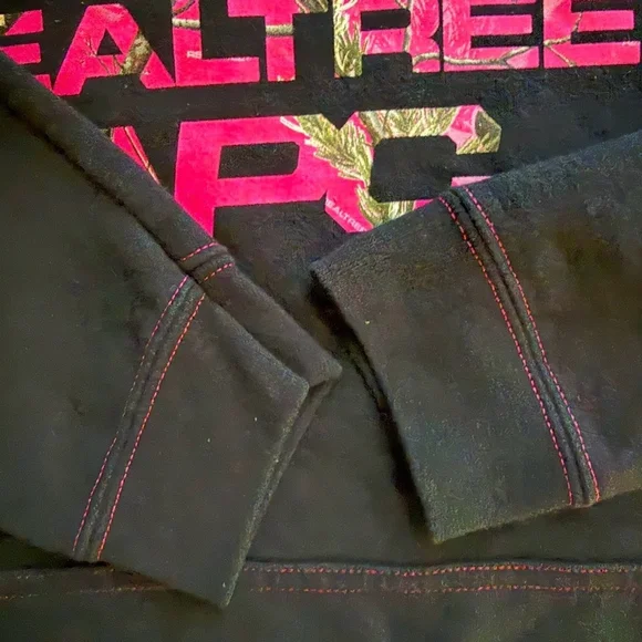 Realtree Unisex Black Hoodie with Pink Camo Accents Size XL Casual Streetwear - Picture 8 of 13